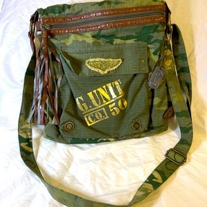 G-unit military print  bross body bag
